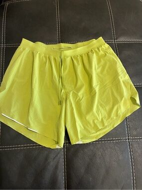 Lululemon Men's Running Shorts - Lime Green